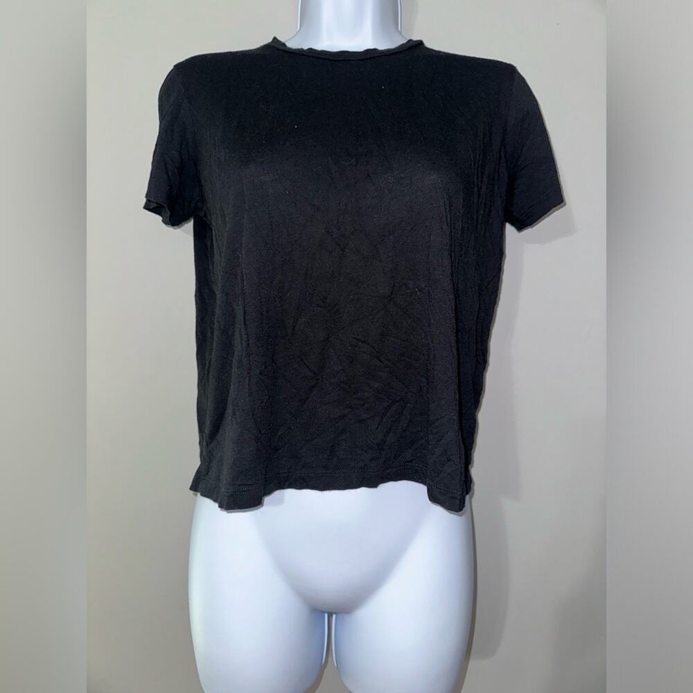 🗽Something Navy Black Short Sleeve Tee